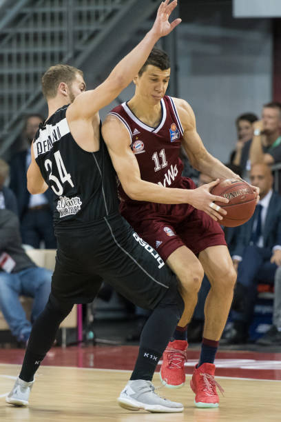 甚至接近 甚至接近